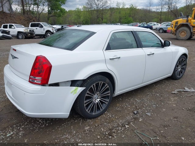 Chrysler 300c V8
