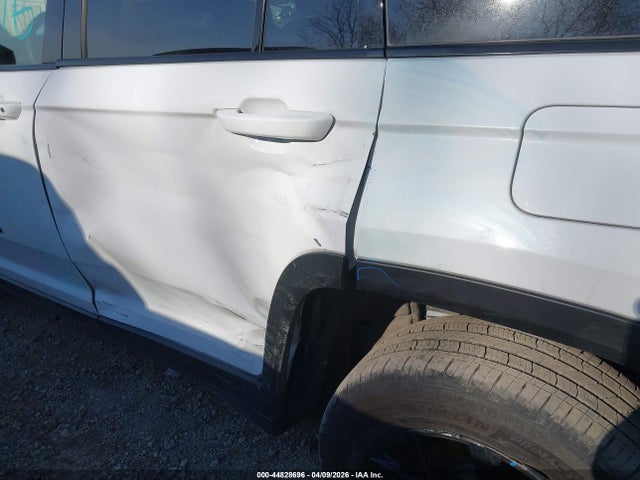 Jeep Grand Cherokee Altitude X 4x4
