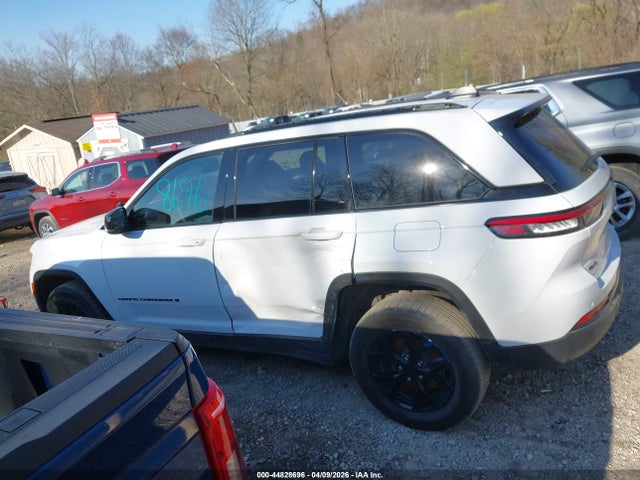 Jeep Grand Cherokee Altitude X 4x4