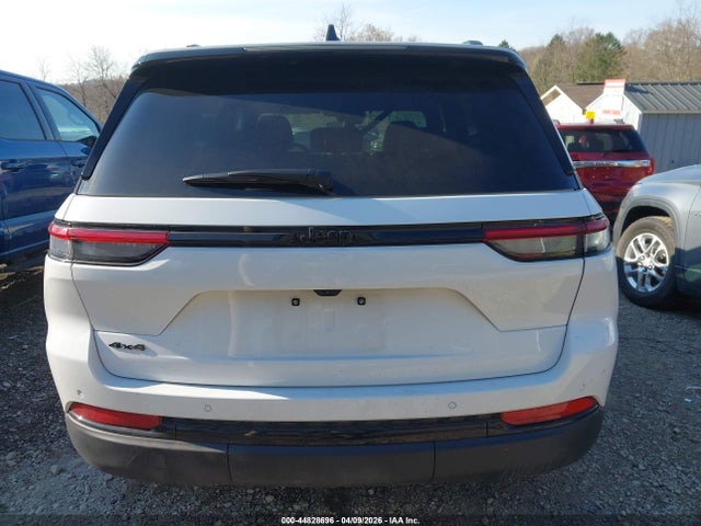 Jeep Grand Cherokee Altitude X 4x4