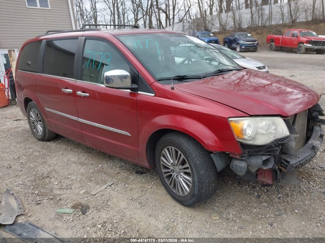 Salvage Chrysler Town & Country Image