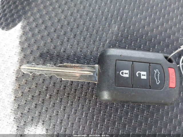 Mitsubishi Lancer Le