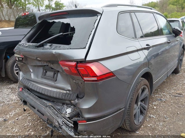 Volkswagen Tiguan 2.0t Se R-line Black