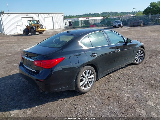 INFINITI Q50 3.0t Premium