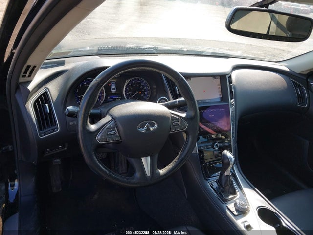 INFINITI Q50 3.0t Premium