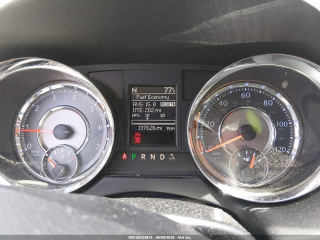 Chrysler Town & Country Touring