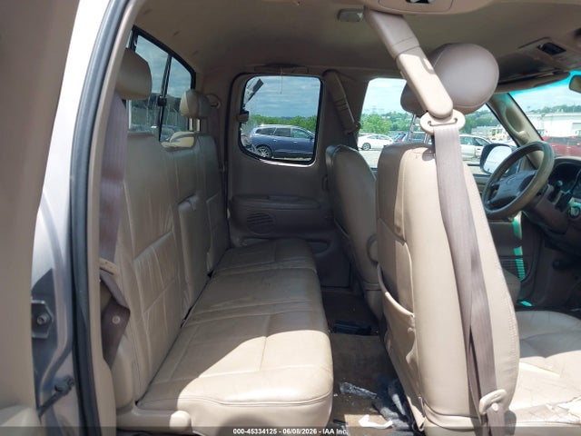 Toyota Tundra Ltd V8
