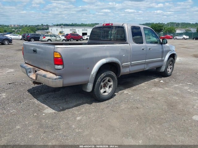 Toyota Tundra Ltd V8