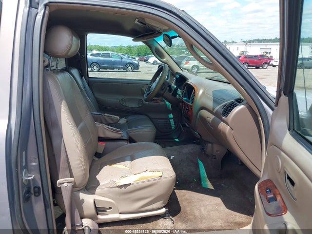 Toyota Tundra Ltd V8