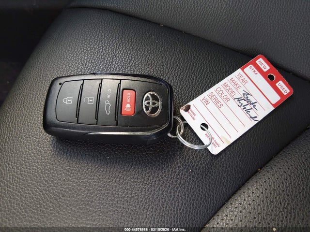 Toyota Grand Highlander Xle