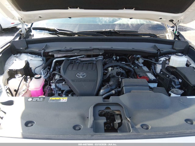 Toyota Grand Highlander Xle