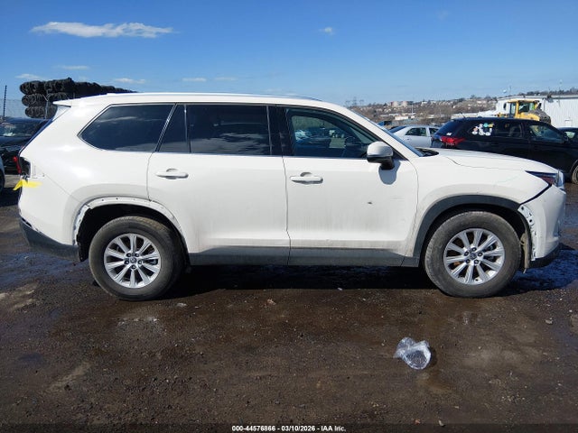 Toyota Grand Highlander Xle