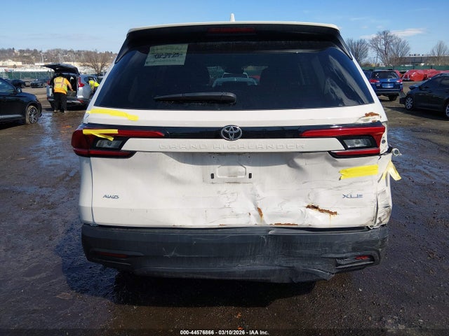 Toyota Grand Highlander Xle