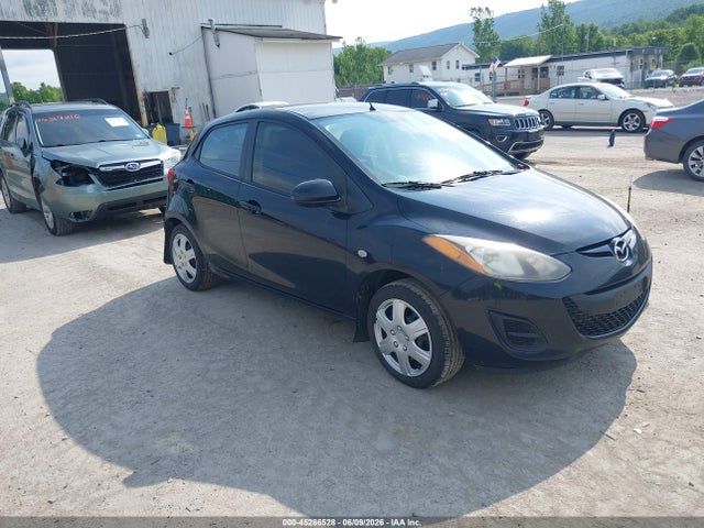 Salvage Mazda Mazda2 Image