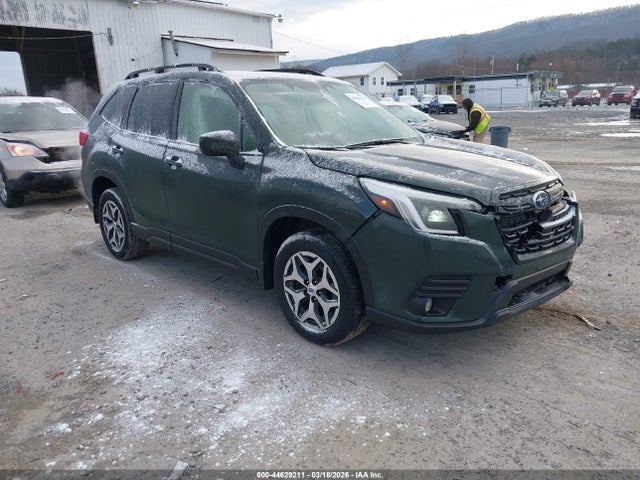 Salvage Subaru Forester Image