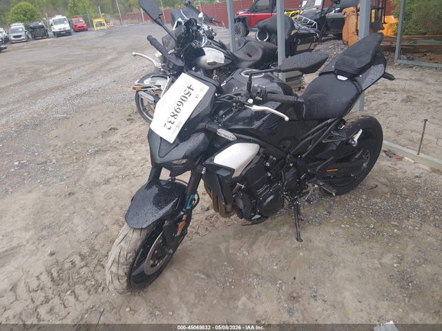 Kawasaki Zr900 S
