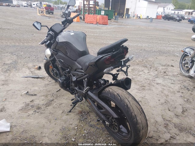 Kawasaki Zr900 S