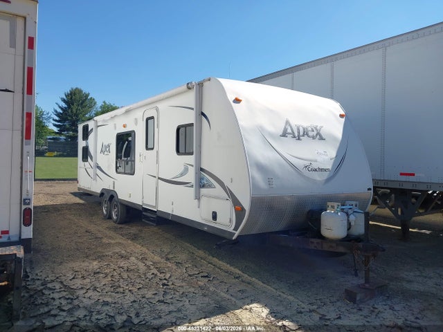 Salvage Coachmen Apex 298bhs Travel Trailer Image