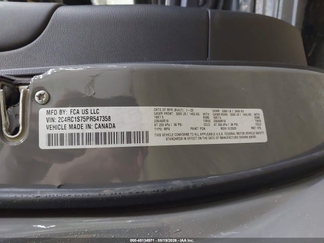 Chrysler Pacifica Limited