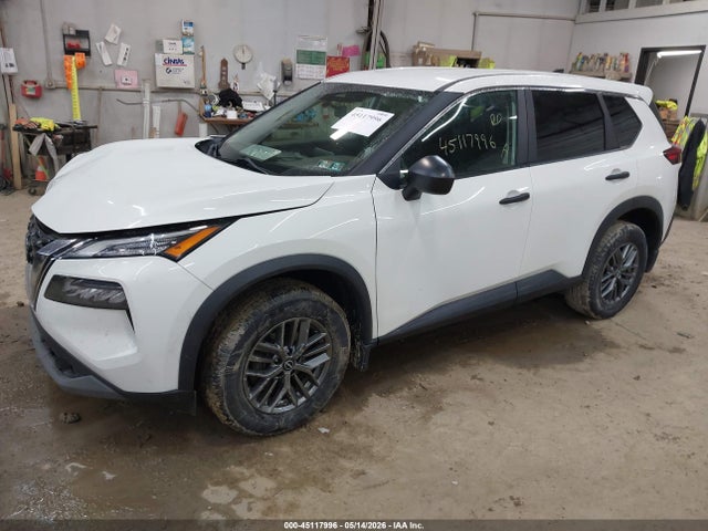 Nissan Rogue S Intelligent Awd