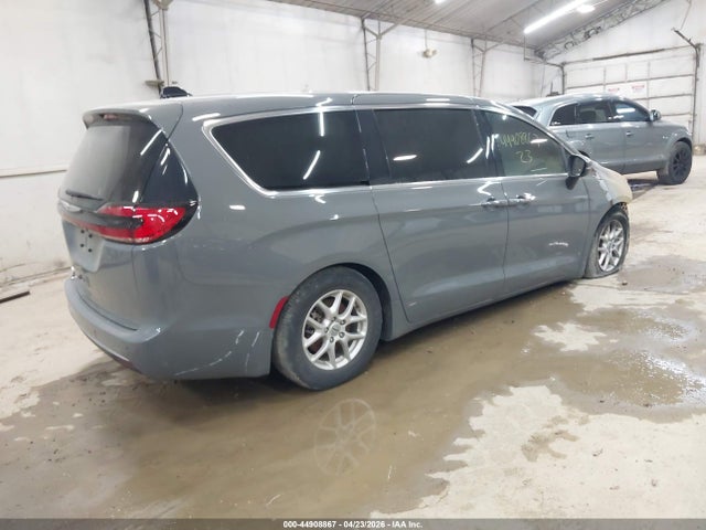 Chrysler Pacifica Touring L