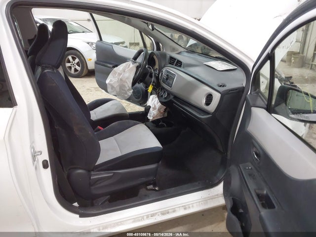 Toyota Yaris Le