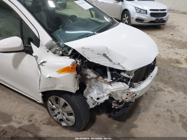 Toyota Yaris Le