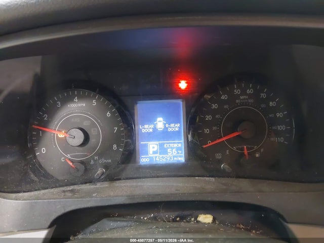 Toyota Sienna Le 8 Passenger