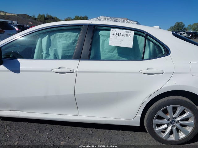 Toyota Camry Le