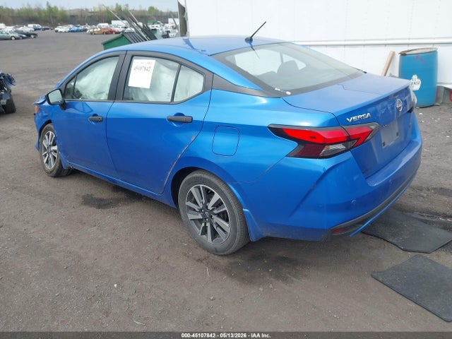 Nissan Versa 1.6 S