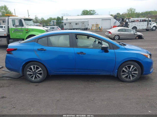 Nissan Versa 1.6 S