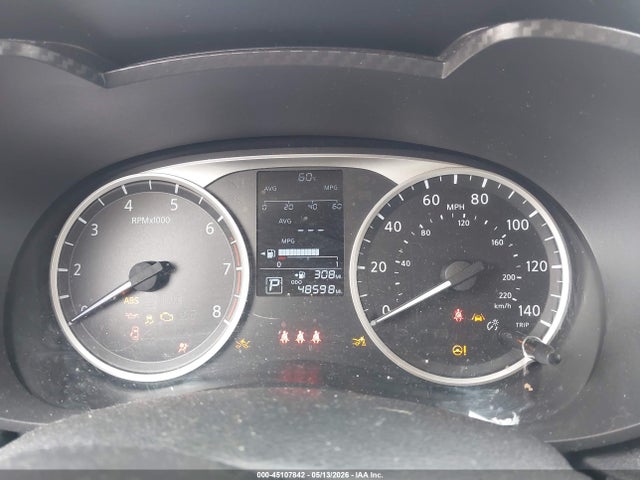 Nissan Versa 1.6 S