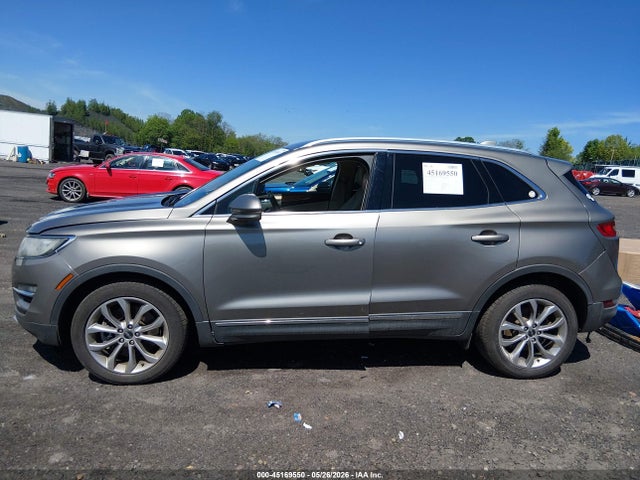 Lincoln MKC Select