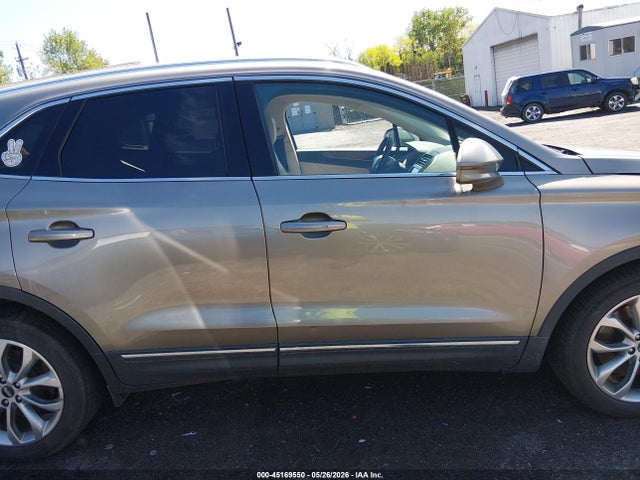 Lincoln MKC Select