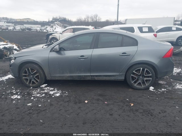 Volvo S60 T5 Dynamic