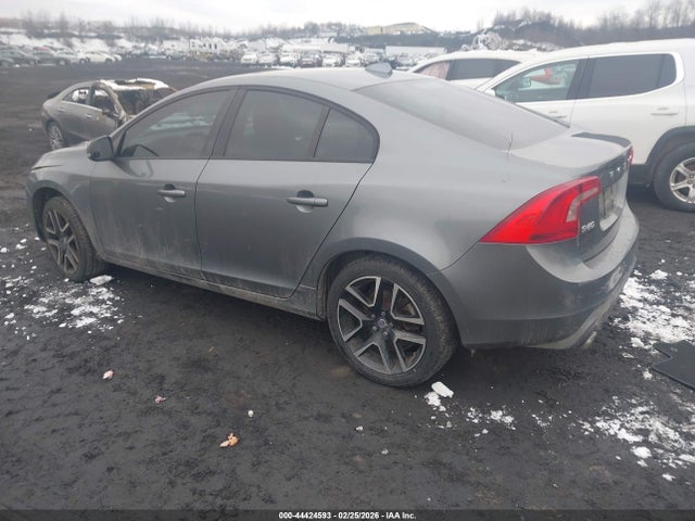 Volvo S60 T5 Dynamic