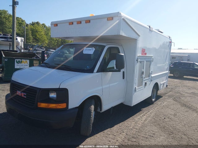 General Motors Savana Cutaway Work Van