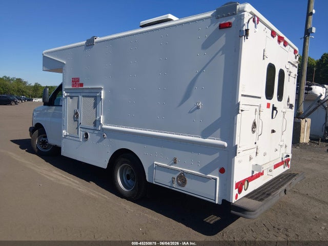 General Motors Savana Cutaway Work Van
