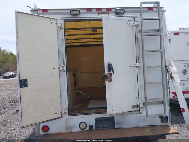 Ford E-350