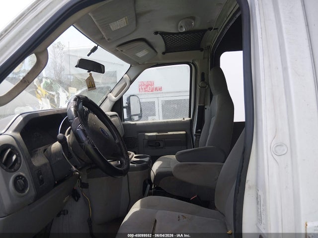 Ford E-350