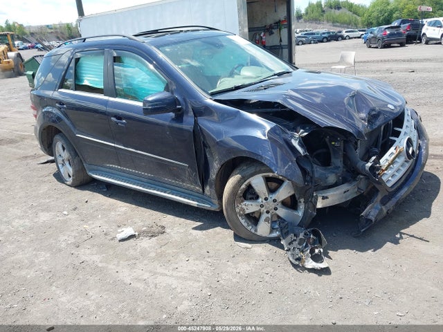Salvage Mercedes-Benz M-Class Image
