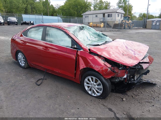 Salvage Hyundai ACCENT Image