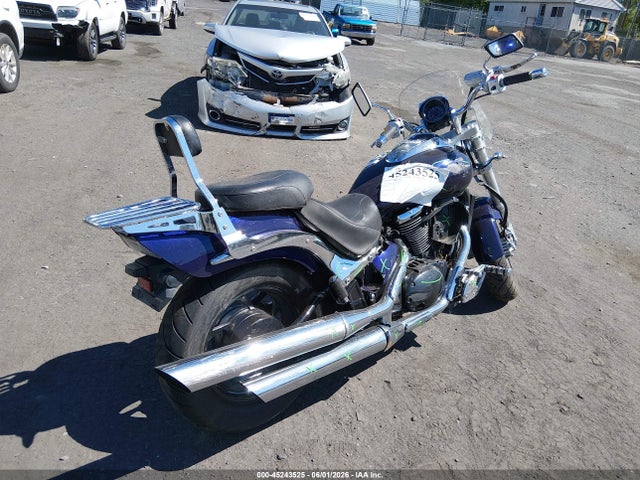 Suzuki Vz800