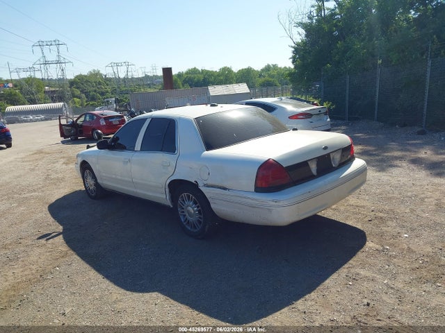 Ford Crown Victoria
