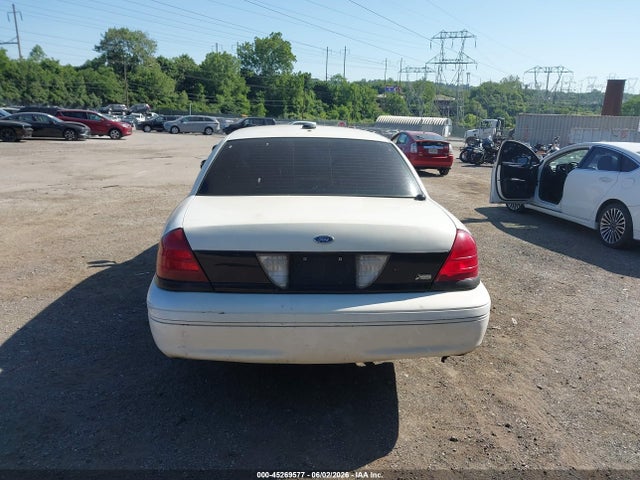 Ford Crown Victoria