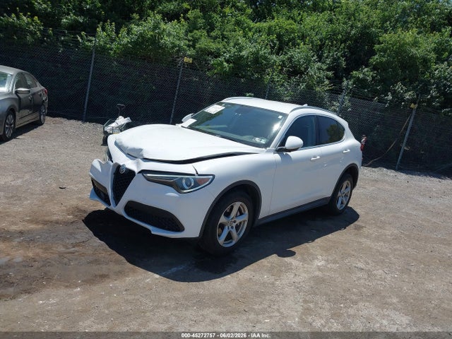 Alfa Romeo Stelvio Awd