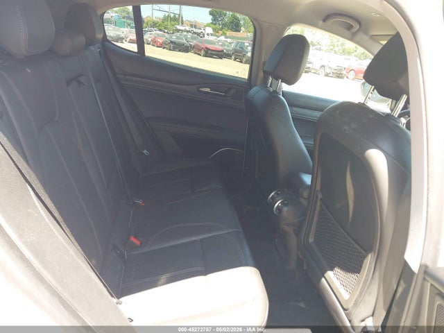 Alfa Romeo Stelvio Awd
