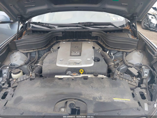 INFINITI Qx