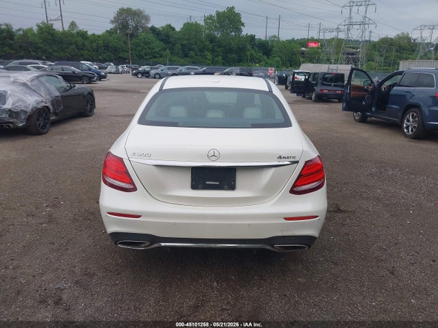 Mercedes-Benz E-Class 4matic