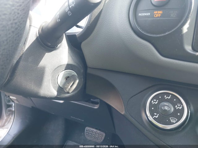Toyota Yaris L
